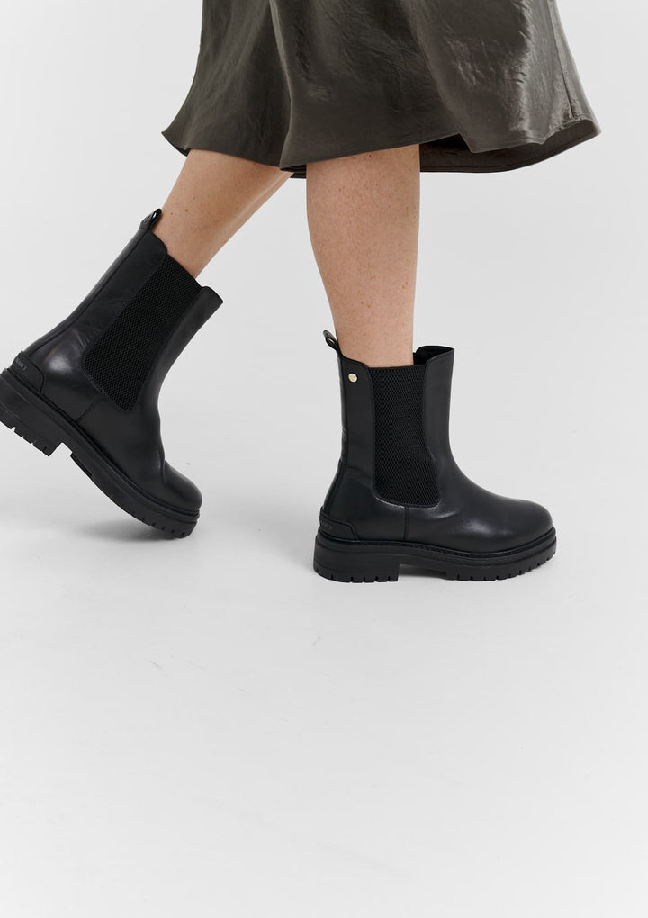 City Stroll - Black